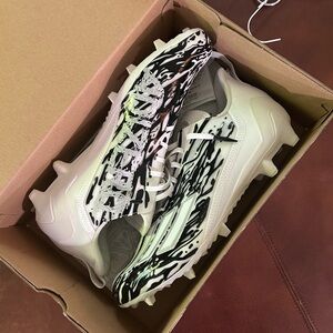 Adidas Predator Freak Cleats in White and Black